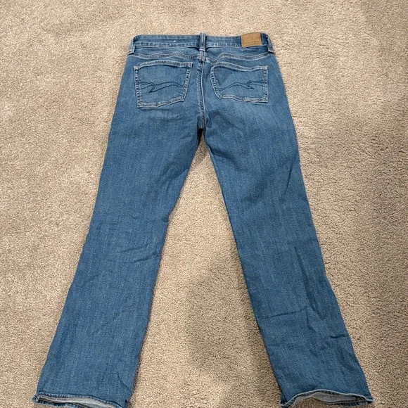 American Eagle Outfitters Women’s Denim Jeans. Size 4 Short. - Picture 5 of 7